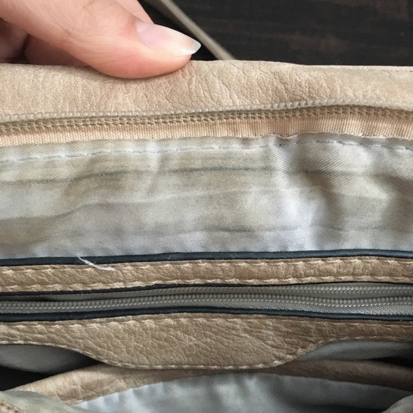 Handbag - Picture 11 of 12